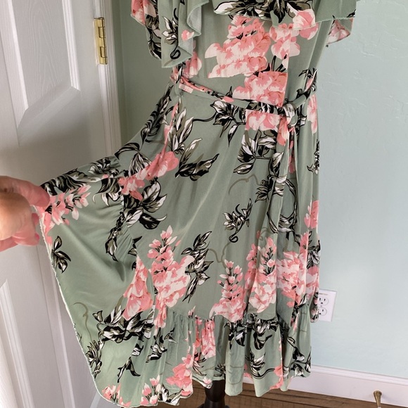 Anthropologie “Abel the Label” Floral Dress! - Picture 3 of 5